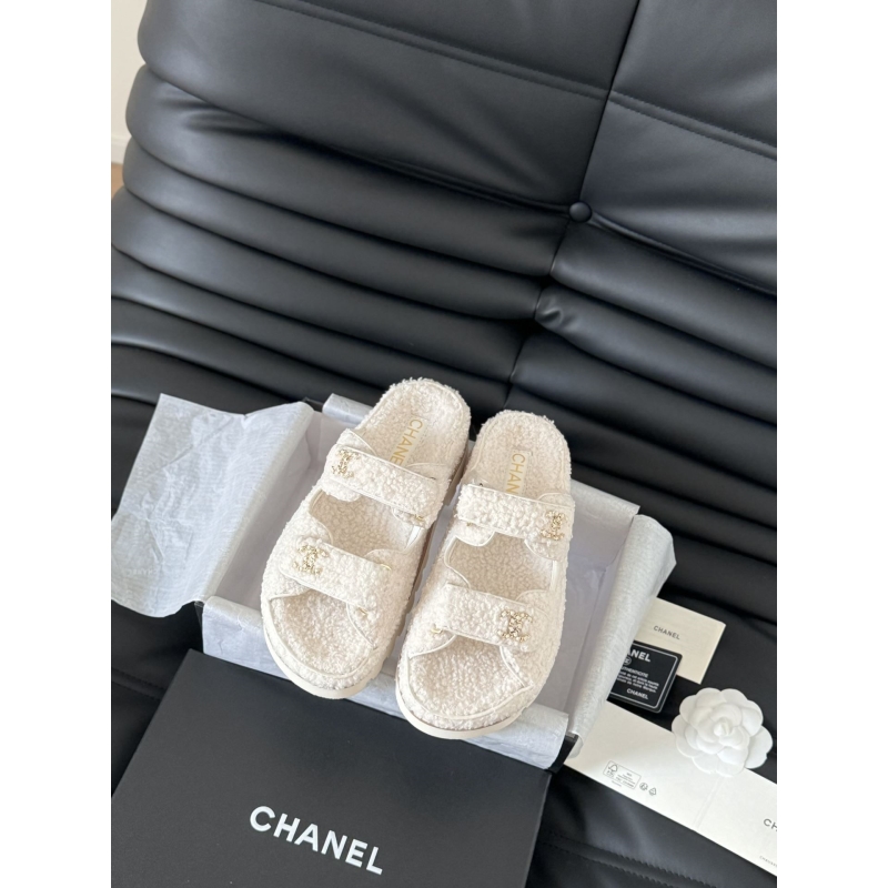 Ch*el slippers